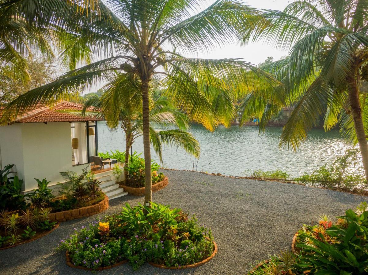 Pont Bleu Suites Riverside & Pool Canacona Exterior photo