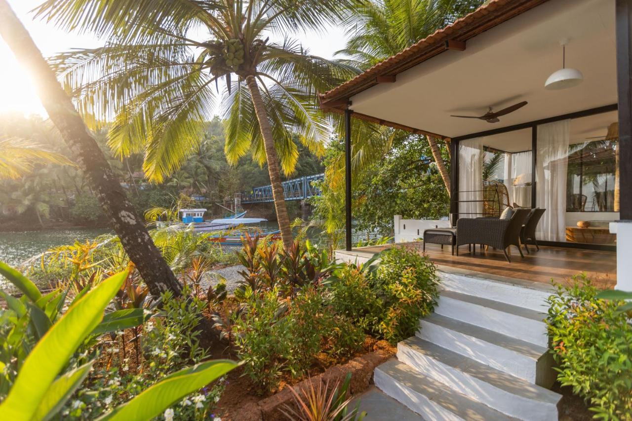 Pont Bleu Suites Riverside & Pool Canacona Exterior photo