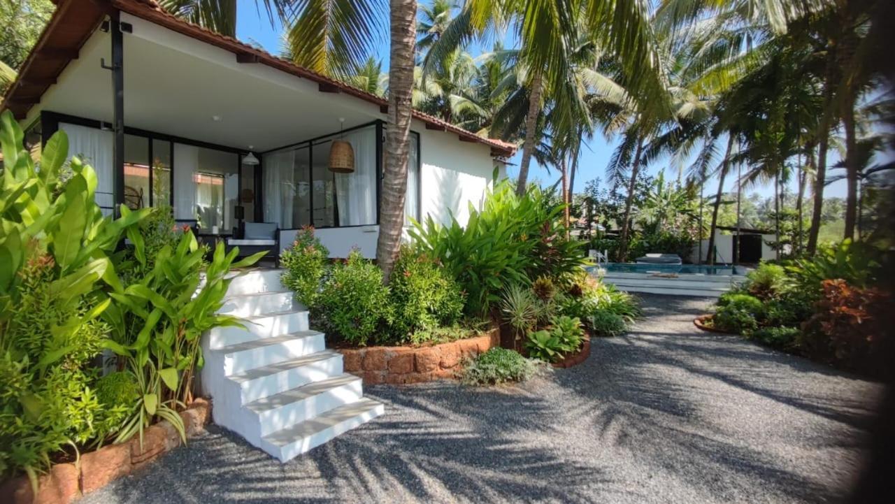 Pont Bleu Suites Riverside & Pool Canacona Exterior photo